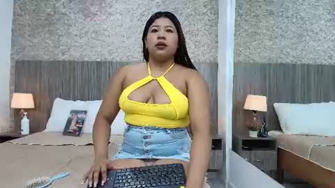 Ayleen Collins online show from July 2026 07:27:01 PM