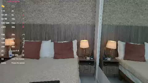 Ayleen Collins online show from August 2026 07:27:02 PM
