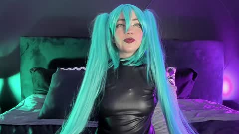 Snapshot of aylen_darkmoor chatting on January 2025 10:50:01 PM Aylen online show from January 2025 10:50:01 PM