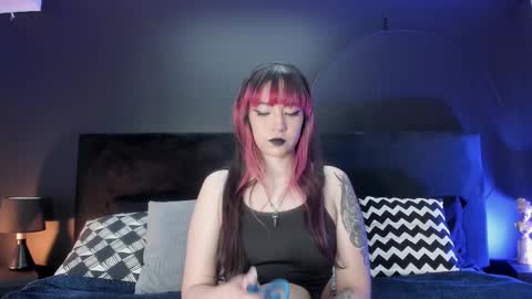 Snapshot of aylen_darkmoor chatting on February 2025 07:38:02 PM Aylen online show from February 2025 07:38:02 PM