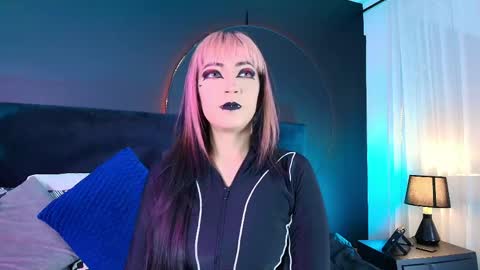 Aylen online show from May 2026 07:52:02 PM