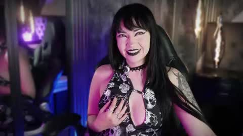 Aylen online show from June 2026 06:45:02 PM