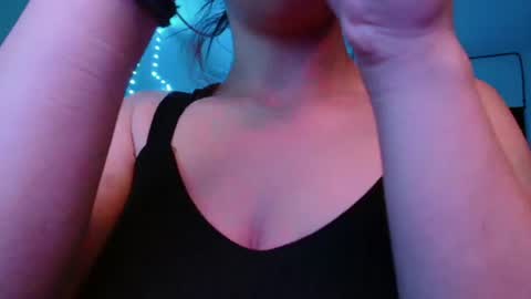 Aylin online show from June 2026 10:52:02 AM