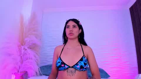aylinlove_ online show from June 2026 12:26:01 PM