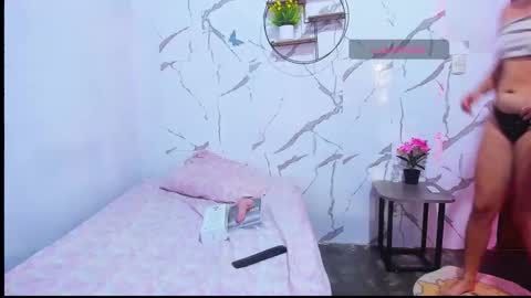 Aymy online show from January 2026 08:23:01 PM