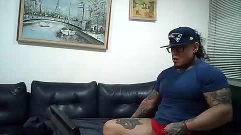 Ayrton naffah2 online show from October 2025 10:30:02 PM