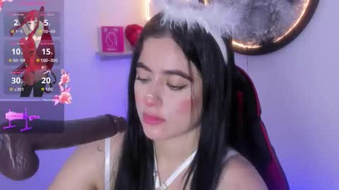 ayshel_lira online show from November 2025 01:43:01 PM