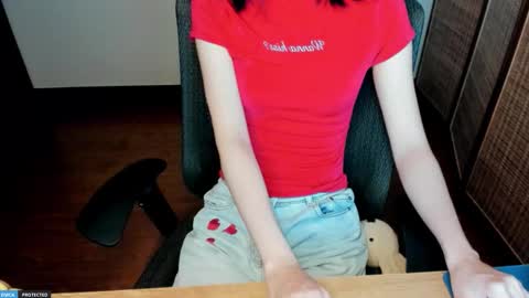 Snapshot of ayumianzu chatting on February 2026 08:05:01 PM anzu online show from February 2026 08:05:01 PM