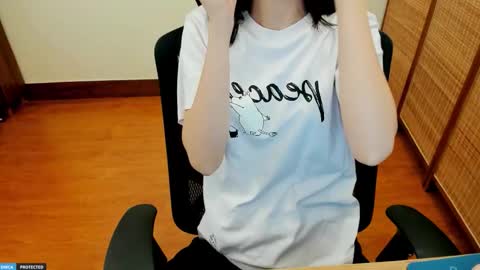 Snapshot of ayumianzu chatting on February 2026 09:10:02 PM anzu online show from February 2026 09:10:02 PM