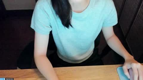 Snapshot of ayumianzu chatting on May 2026 09:55:02 PM anzu online show from May 2026 09:55:02 PM
