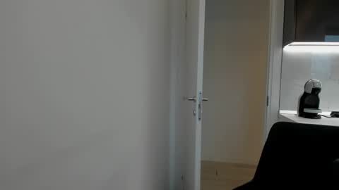 Ayumi online show from February 2025 06:30:01 AM