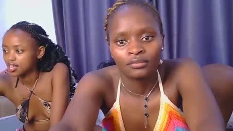 Snapshot of azalea46 chatting on November 2025 06:13:01 AM Azalea online show from November 2025 06:13:01 AM