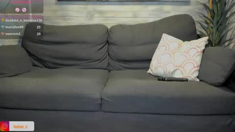 Snapshot of azalea_love chatting on May 2026 02:14:01 PM Maribel Bel online show from May 2026 02:14:01 PM