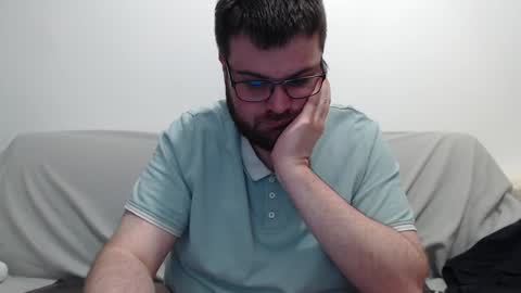 Snapshot of azer912 chatting on January 2025 09:39:02 PM Azer online show from January 2025 09:39:02 PM