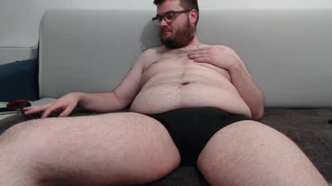 Snapshot of azer912 chatting on January 2025 10:13:02 PM Azer online show from January 2025 10:13:02 PM