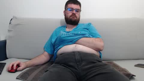 Snapshot of azer912 chatting on October 2025 04:40:02 PM Azer online show from October 2025 04:40:02 PM