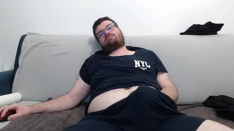 Snapshot of azer912 chatting on November 2025 10:04:02 AM Azer online show from November 2025 10:04:02 AM