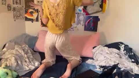 Azerai online show from December 2025 05:08:02 PM