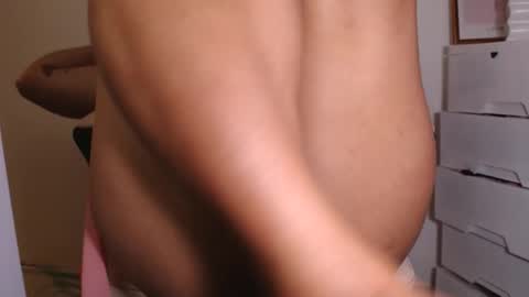 Lina online show from April 2026 01:14:02 PM