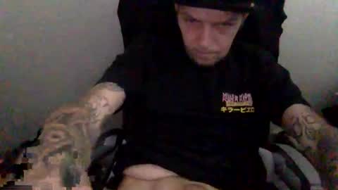 Snapshot of azlee87 chatting on November 2025 08:23:02 PM azlee87 online show from November 2025 08:23:02 PM