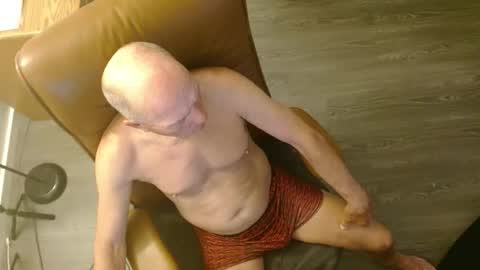 Mike online show from April 2026 12:26:01 PM