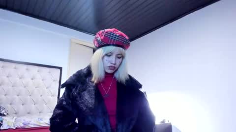 Azu Moure online show from October 2025 02:47:02 AM