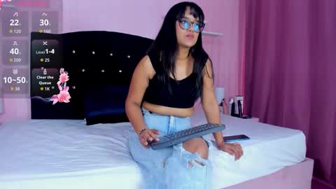 Snapshot of azul_moonn chatting on October 2025 03:38:02 AM azul_moonn online show from October 2025 03:38:02 AM