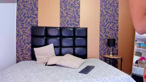 azumi online show from February 2026 03:59:02 AM