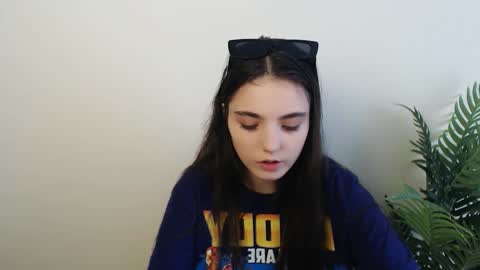 Snapshot of azumi_chan_ chatting on October 2025 07:31:02 AM azumi_chan_ online show from October 2025 07:31:02 AM