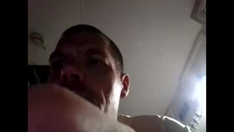 azza42086 online show from May 2026 12:21:02 PM