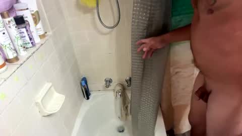 Snapshot of b00tyh0l3l0vin69 chatting on December 2025 10:38:02 PM Htwnswangngape online show from December 2025 10:38:02 PM