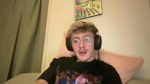 Snapshot of b0ngdong chatting on October 2025 03:57:01 AM b0ngdong online show from October 2025 03:57:01 AM