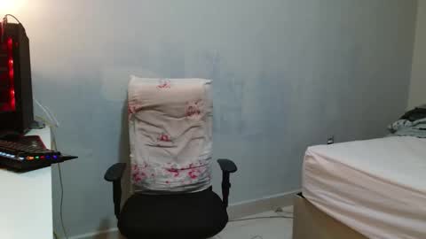 b0ycan online show from February 2026 01:15:01 AM