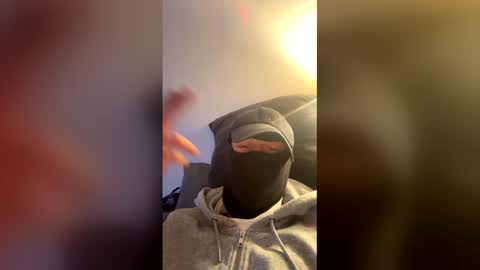 b1g28 online show from April 2026 09:34:03 PM