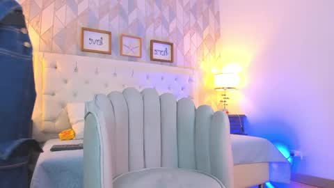 Anny online show from April 2026 03:42:01 AM