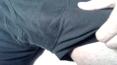 Snapshot of b4dman_ chatting on October 2025 04:37:02 AM OneHitWonderr online show from October 2025 04:37:02 AM