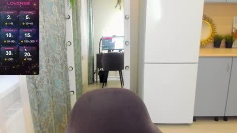 Snapshot of b_bonya_m chatting on December 2024 05:15:02 AM Bonya online show from December 2024 05:15:02 AM