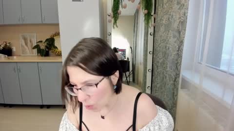 Snapshot of b_bonya_m chatting on January 2025 05:43:01 AM Bonya online show from January 2025 05:43:01 AM