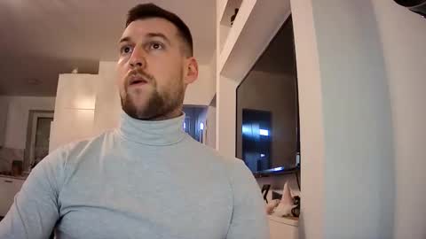 Snapshot of b_marco_ chatting on January 2025 03:16:02 PM b_marco_ online show from January 2025 03:16:02 PM