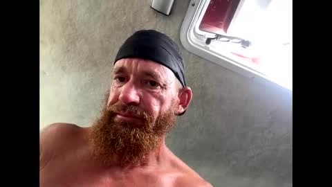 Snapshot of b_ready772 chatting on May 2026 04:48:02 PM b_ready772 online show from May 2026 04:48:02 PM