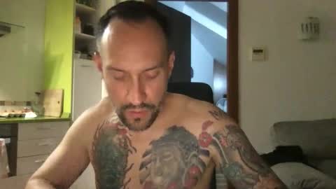 Snapshot of babakeror chatting on June 2026 11:03:01 PM BKR online show from June 2026 11:03:01 PM