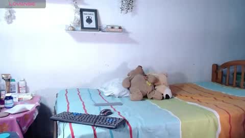 babby_swet online show from May 2026 12:00:01 PM
