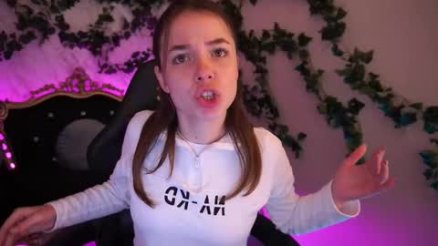 Babe online show from October 2025 06:58:02 AM