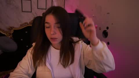 Babe online show from April 2026 06:53:01 AM