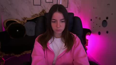 Babe online show from June 2026 07:39:01 AM