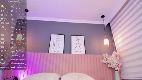 Snapshot of babe_sophiee chatting on October 2025 03:17:01 AM babe_sophiee online show from October 2025 03:17:01 AM