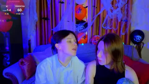 Snapshot of babees_eva chatting on October 2025 11:43:01 AM Sweety Eva online show from October 2025 11:43:01 AM