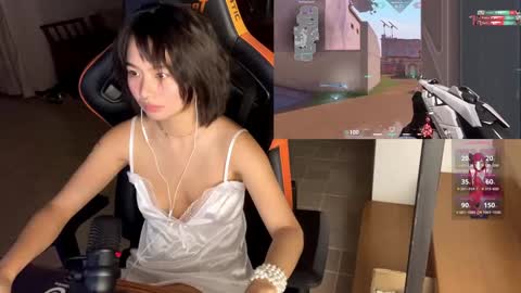 Snapshot of babiej_ chatting on February 2025 02:55:02 PM Jialyn online show from February 2025 02:55:02 PM