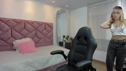 Maddie online show from February 2026 06:59:02 PM