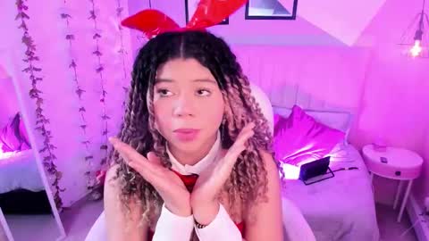 Snapshot of baby__kitty_ chatting on November 2025 07:52:02 PM baby__kitty_ online show from November 2025 07:52:02 PM